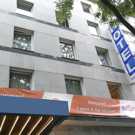 CENTRAL Hotel Duesseldorf Buitenkant foto