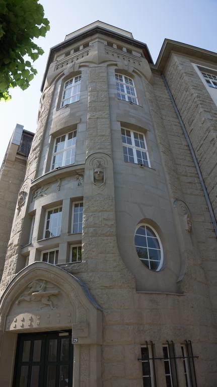 CENTRAL Hotel Duesseldorf Buitenkant foto